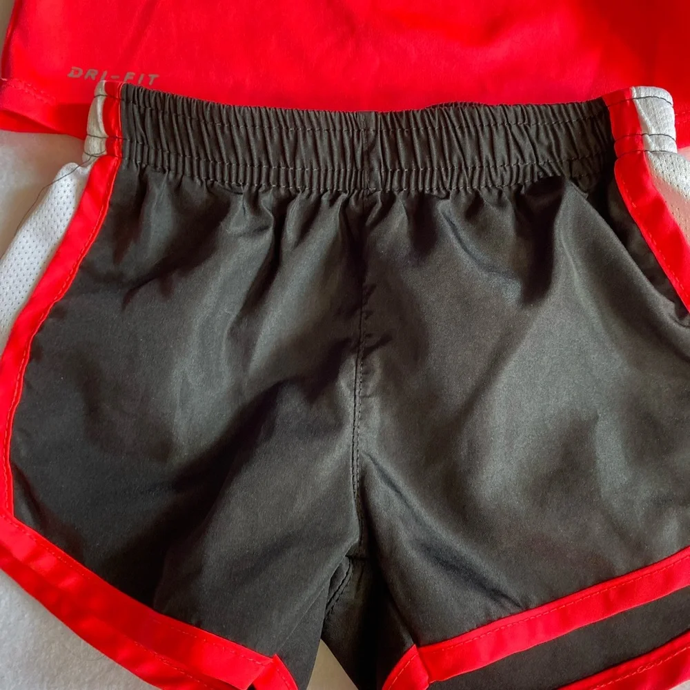 Nike Neon 2 piece Pink 'Just Do It' Tee & Black Shorts Set Sz 12 months Dri fit